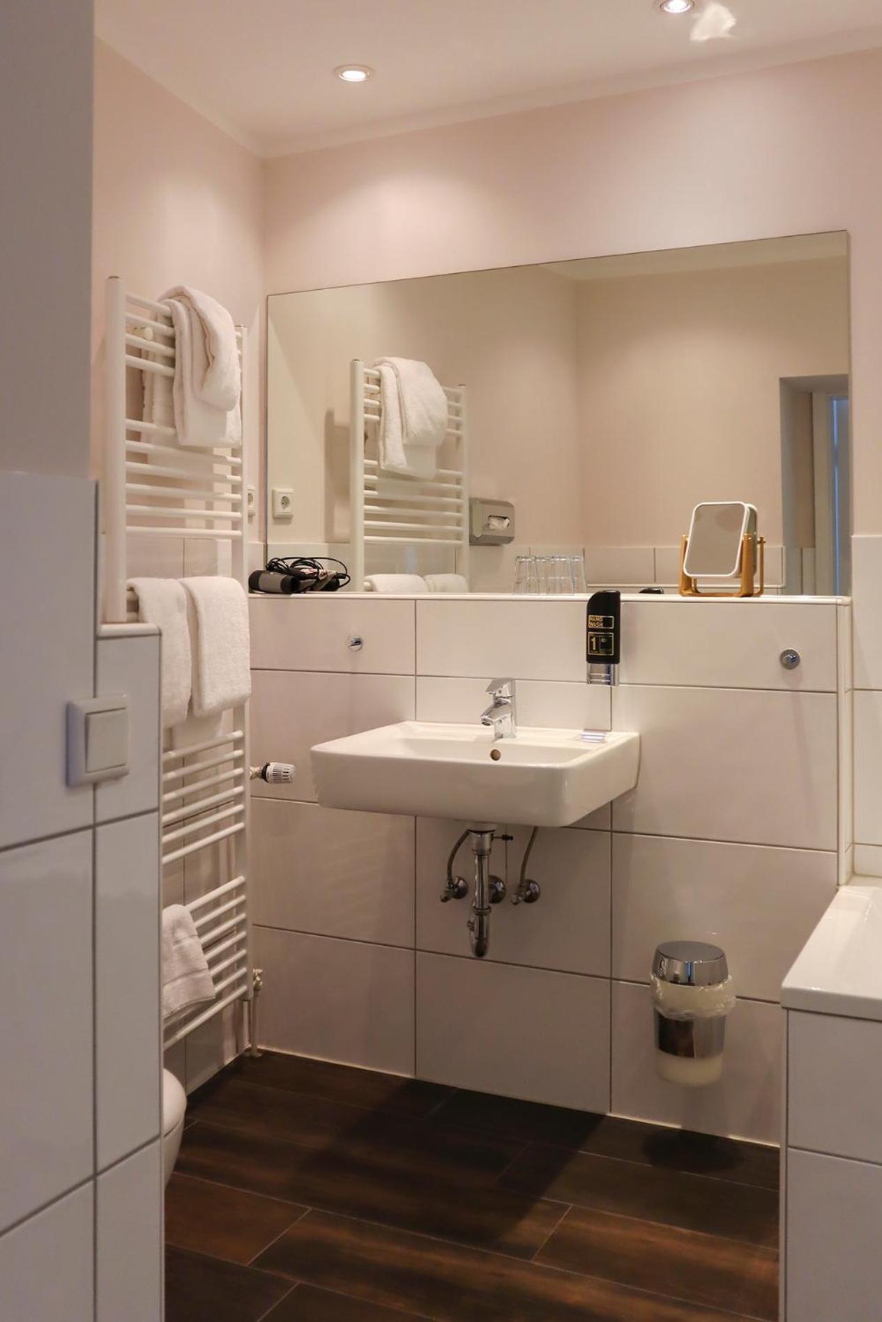 Hotel Gut Moschenhof Dusseldorf Luaran gambar