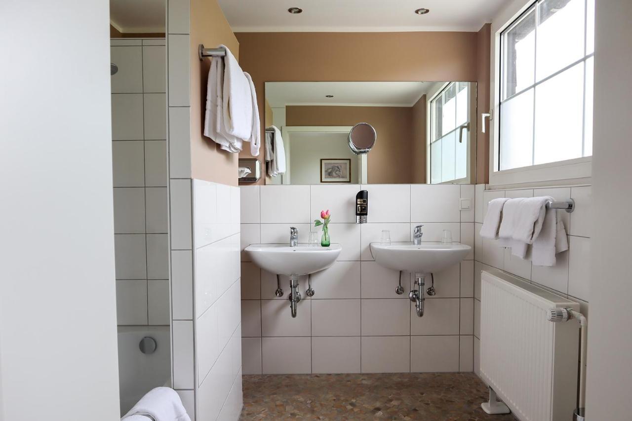 Hotel Gut Moschenhof Dusseldorf Luaran gambar